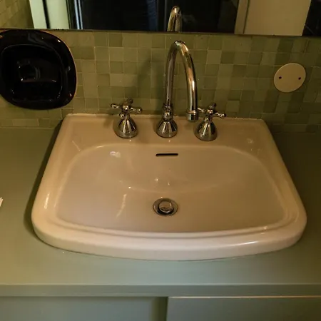 Friendly & Small 1-br With Beautiful Terrace Apartamento