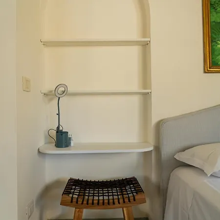 Friendly & Small 1-br With Beautiful Terrace Apartman